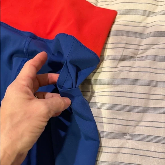 Color Block Red and Blue Leggings - Picture 4 of 4